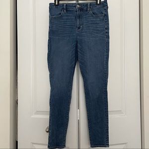 American Eagle Super Hi-Rise Jegging